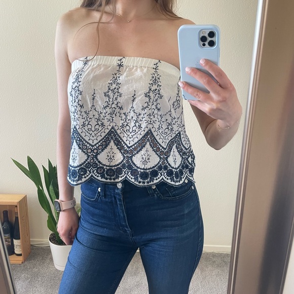 TOBI Strapless eyelet Top XS - Picture 4 of 7